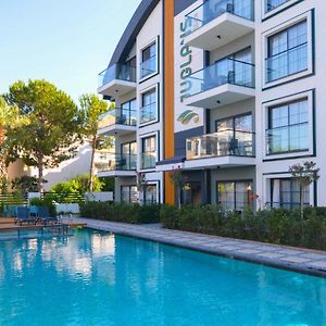 Juglans Suites